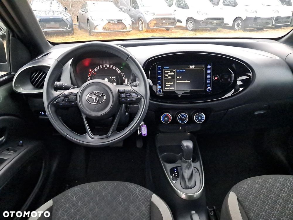 Toyota Aygo X 1.0 VVT-i Style CVT - 11