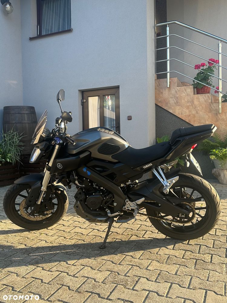 Yamaha MT - 1