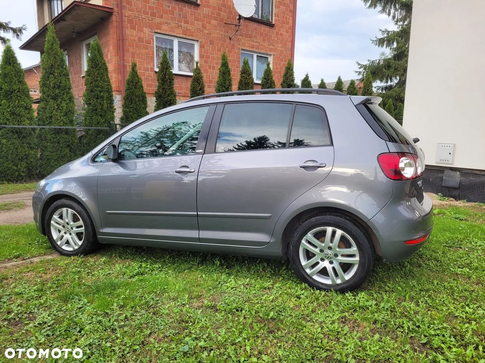Volkswagen Golf Plus - 11