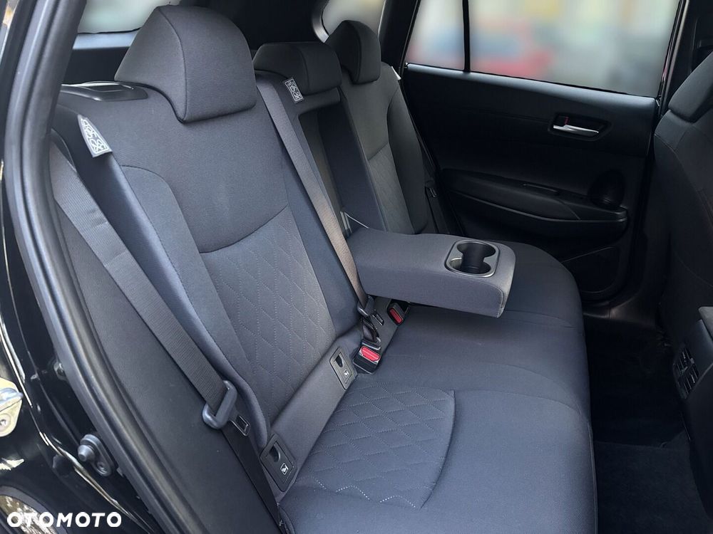 Toyota Corolla Cross - 14