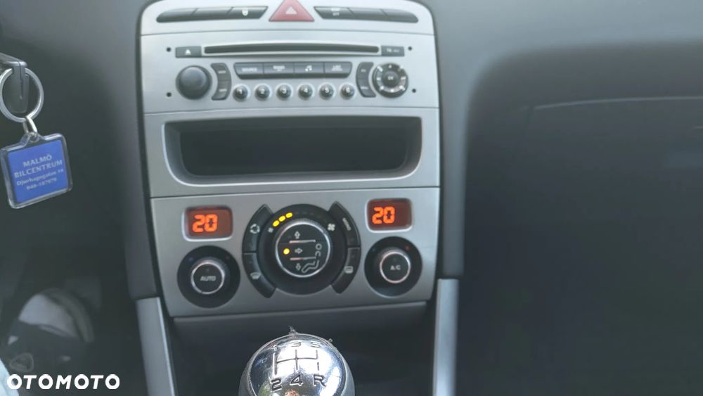 Peugeot 308 1.6 Premium - 10