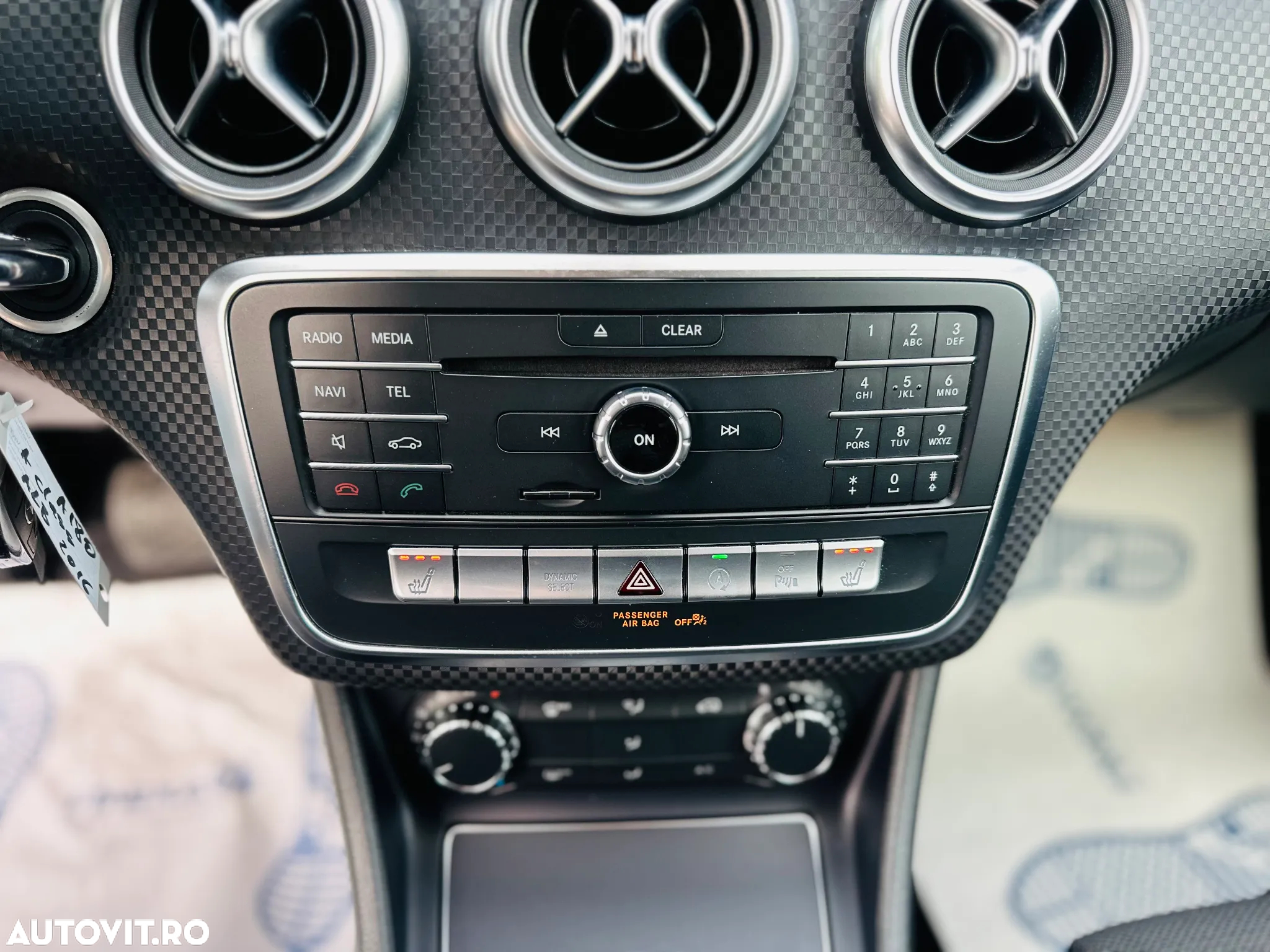 Mercedes-Benz A 180 (BlueEFFICIENCY) 7G-DCT Urban - 8