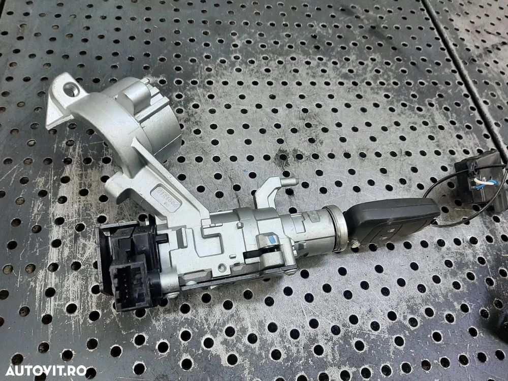 contact cu cheie opel corsa e x15 13496392 - 2