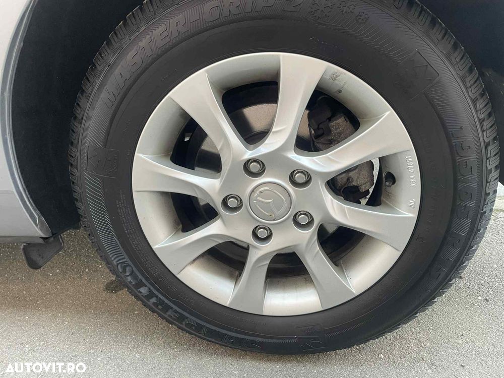 Mazda 3 1.6 MZR Active Plus - 8