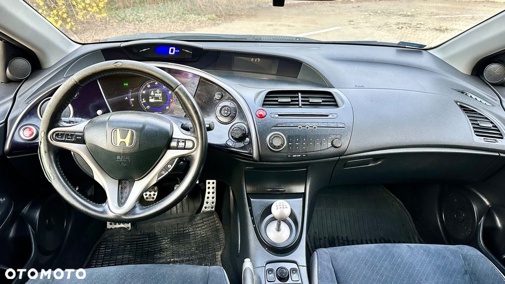 Honda Civic 1.8 Comfort - 22