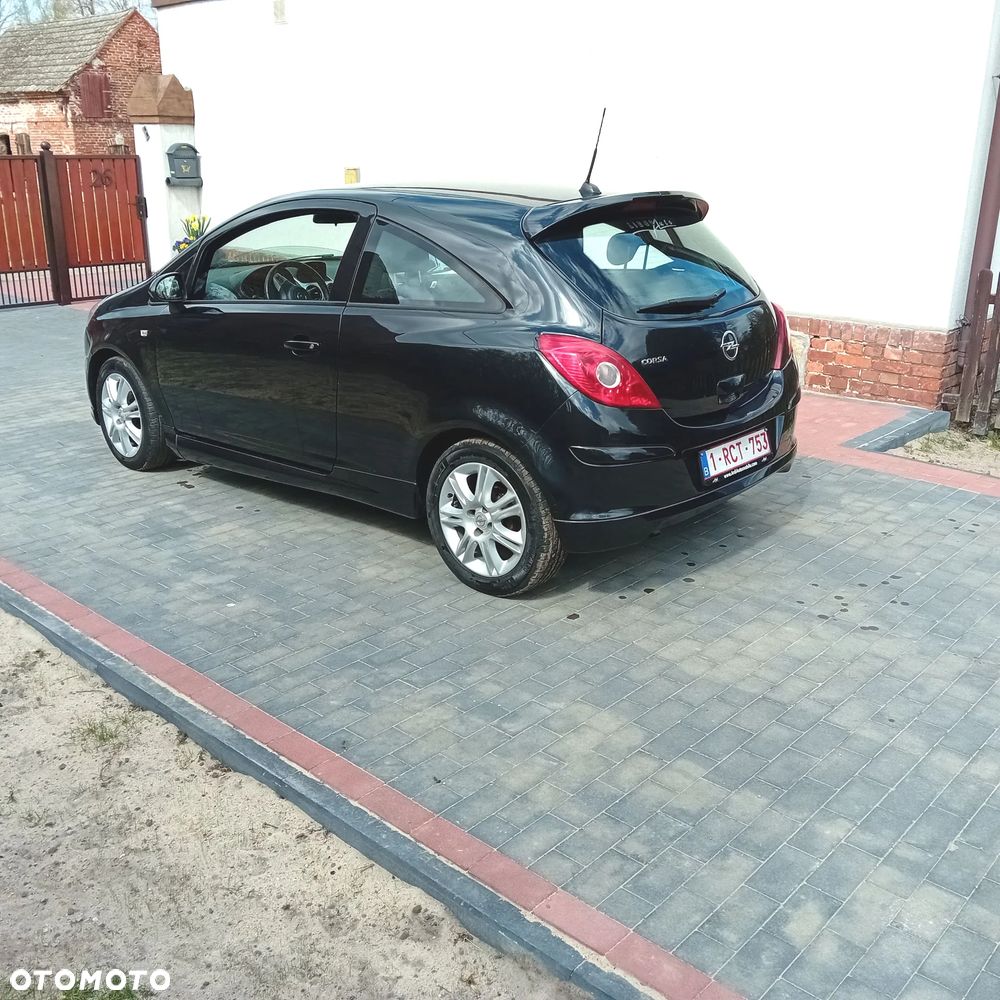 Opel Corsa - 16