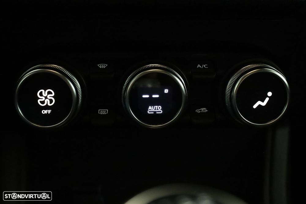 Renault Captur 1.0 TCe Techno Bi-Fuel - 12