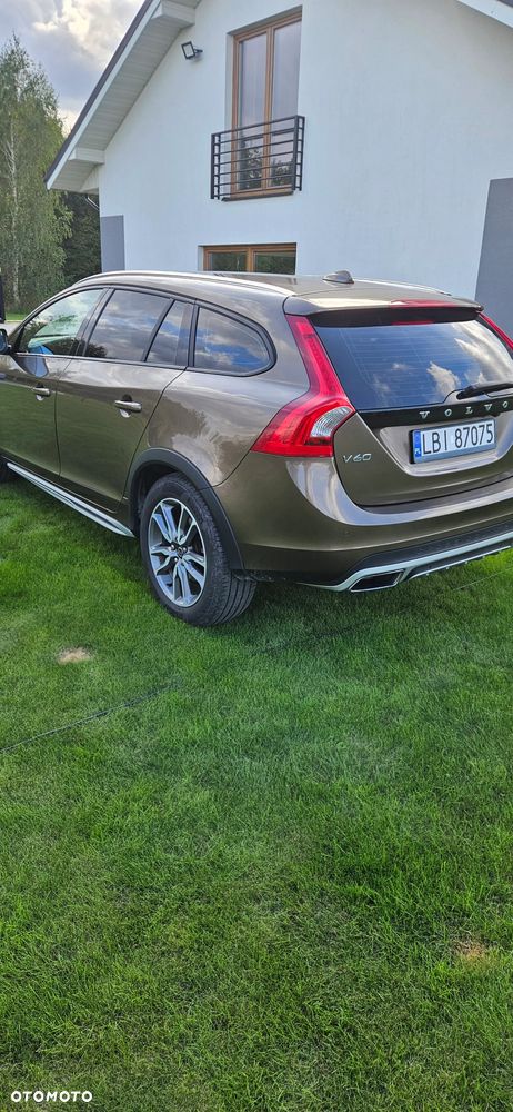 Volvo V60 Cross Country D3 Drive-E Kinetic - 6