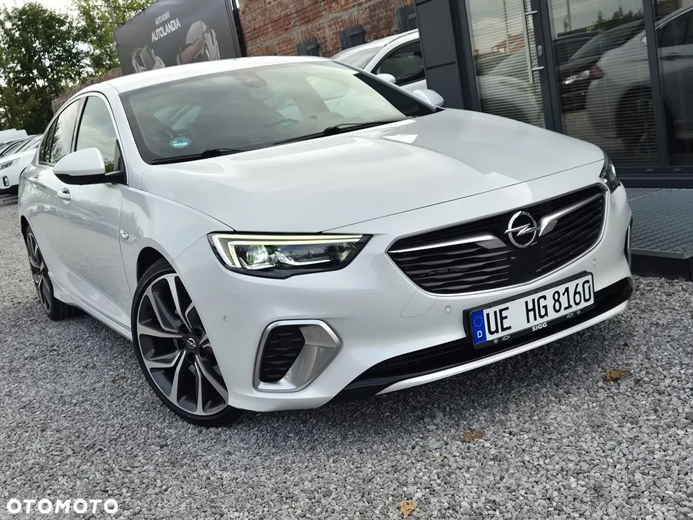 Opel Insignia Sport2.0 Direct InjTurbo 4x4 GSI - 20