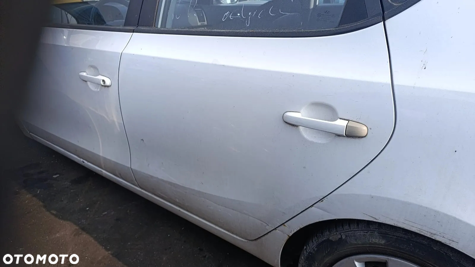 33836 hyundai i30 1.6 crdi 90 km D4FB na części kod lakieru 7F - 21