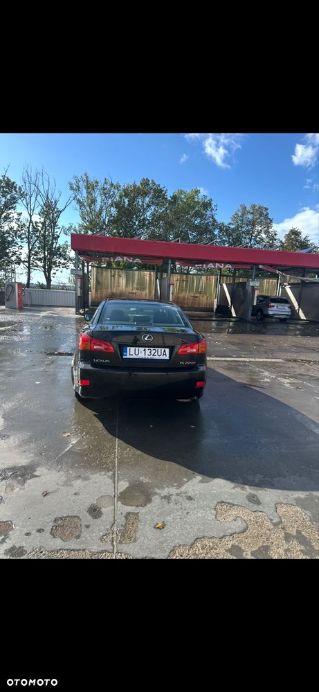 Lexus IS - 4