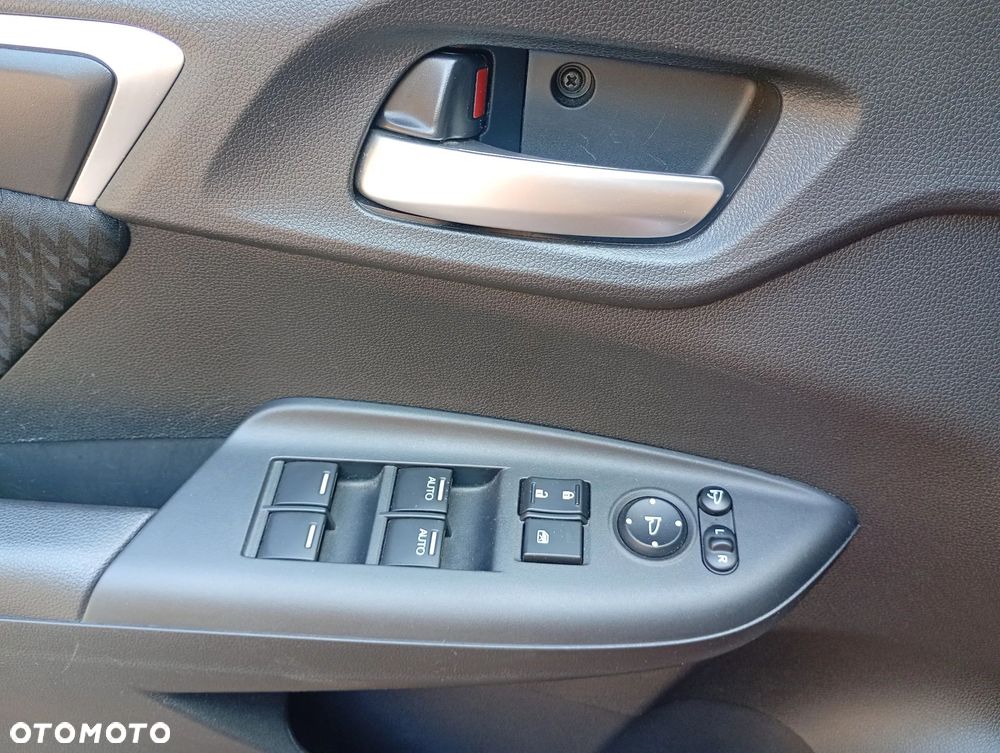 Honda Jazz 1.3 i-VTEC Elegance (ADAS) CVT - 17