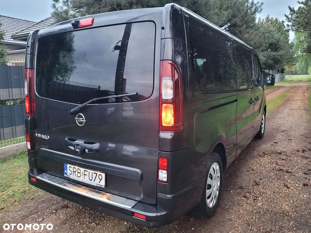Opel Vivaro - 8