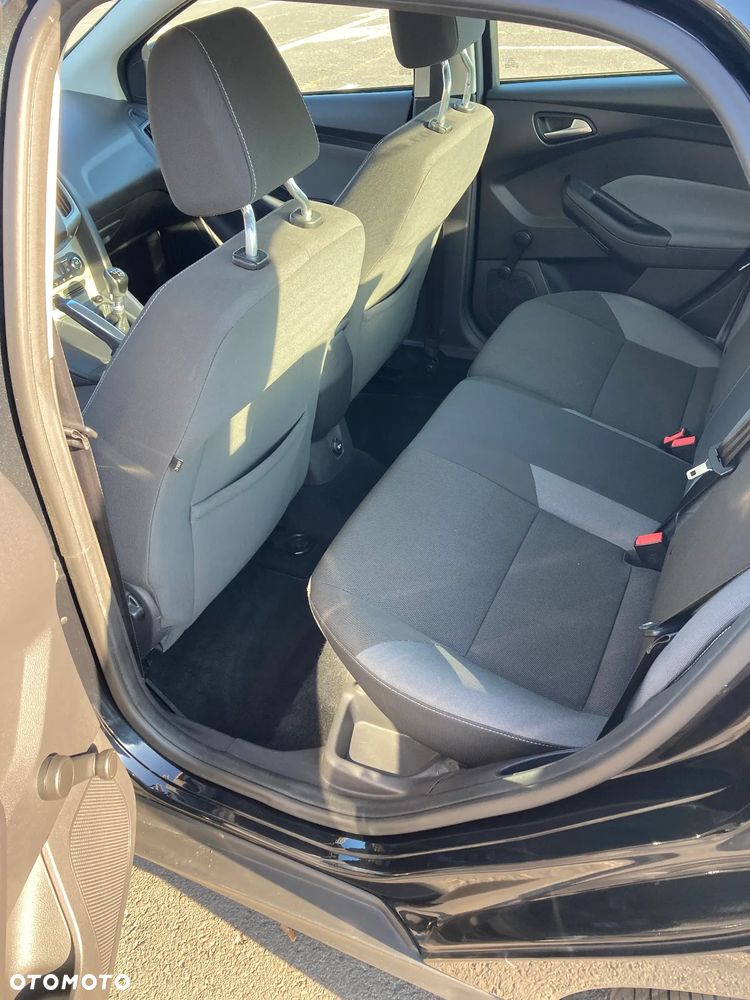 Ford Focus 1.6 TDCi Ambiente - 9