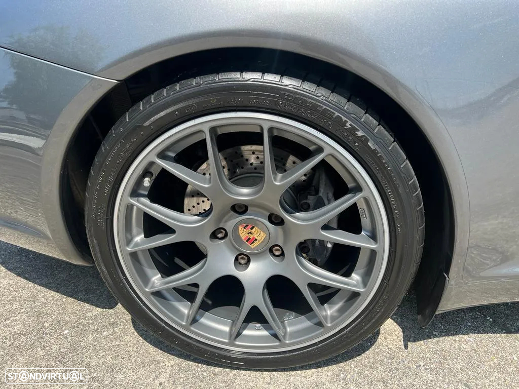 Porsche 911 (997) Carrera - 14