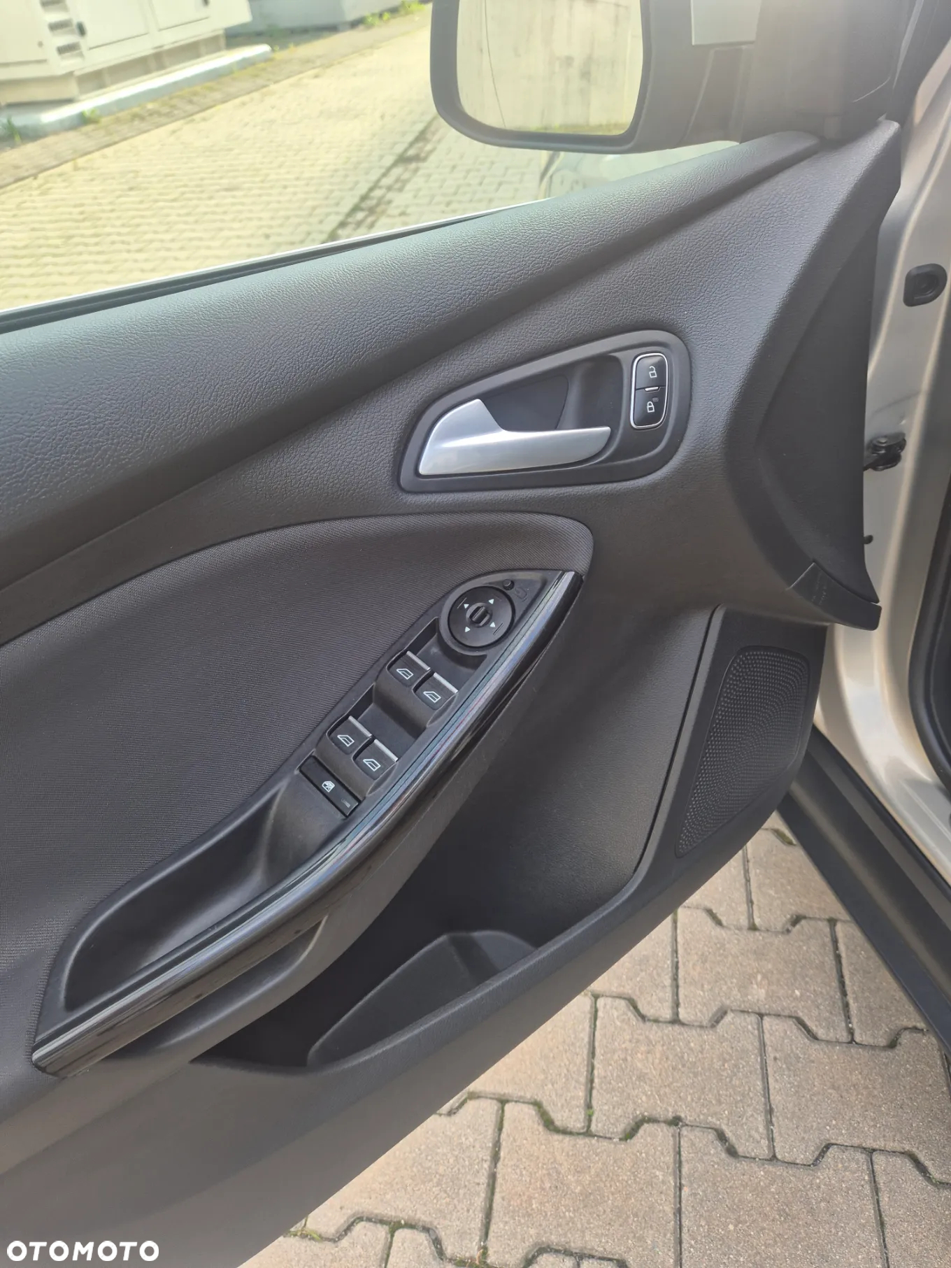 Ford Focus 1.5 EcoBoost SYNC Edition ASS - 13