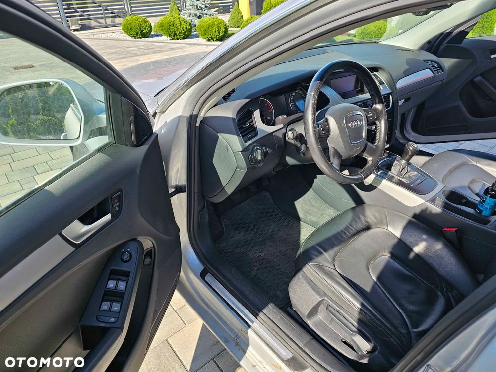 Audi A4 Avant 2.0 TDI - 8