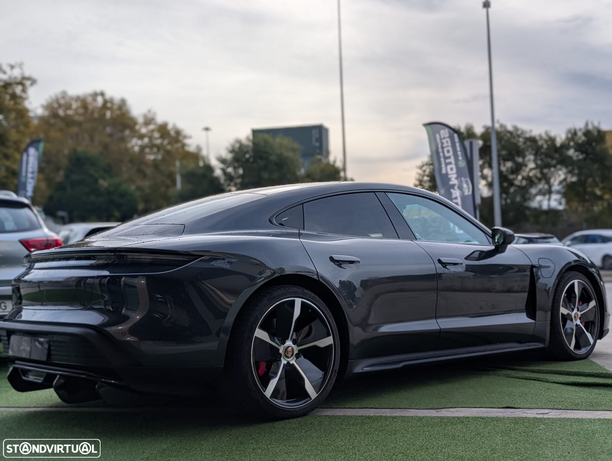 Porsche Taycan 4S Bateria Performance Plus - 2