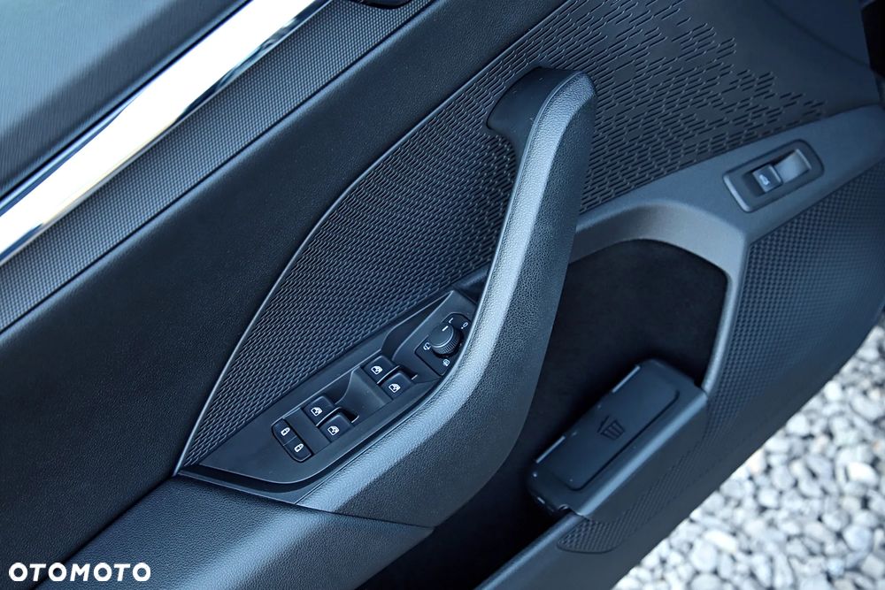 Skoda Octavia 2.0 TDI Style DSG - 13