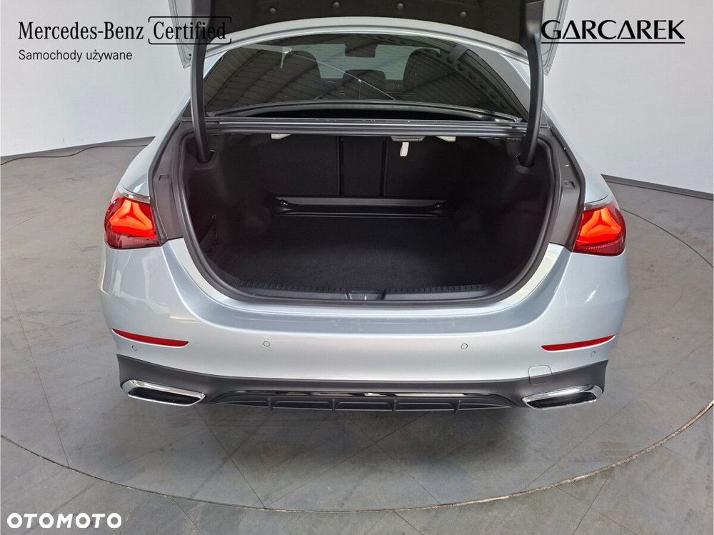 Mercedes-Benz Klasa E 220 d mHEV AMG 9G-Tronic - 12
