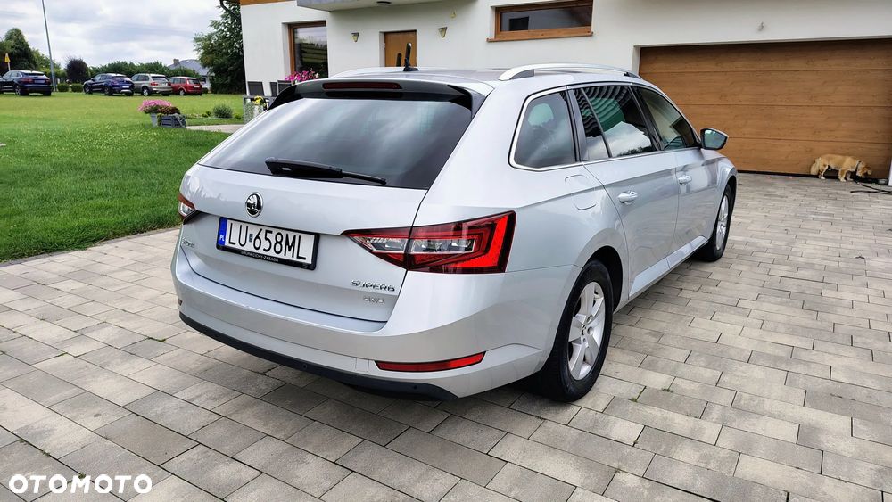 Skoda Superb 2.0 TDI 4x4 Ambition DSG - 8