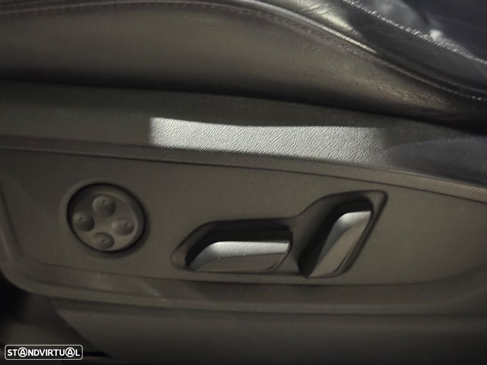 Audi Q5 2.0 TDi quattro S-line S-tronic - 24