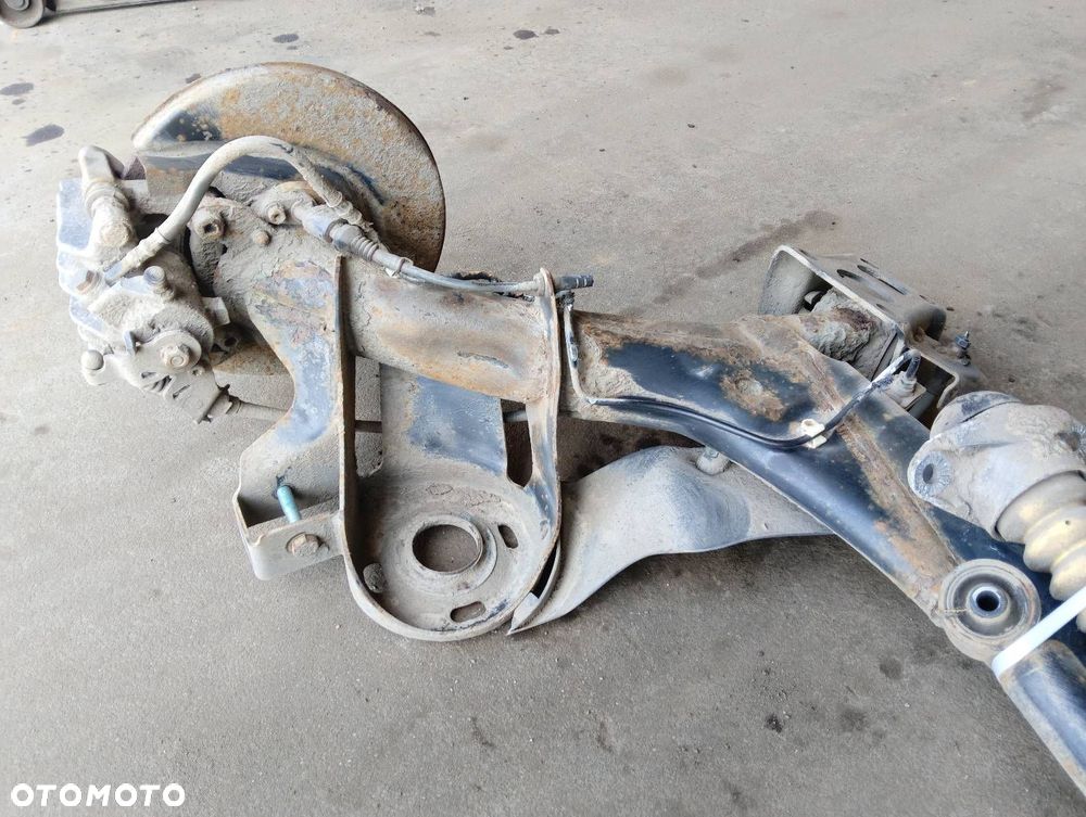 BELKA OŚ ZAWIESZENIA TYŁ TARCZE Z ABS RENAULT MEGANE II KOMBI - 3