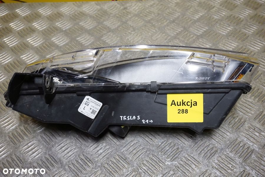 TESLA MODEL S 2021 - LAMPA LED HALOGEN DRL LEWY PRZÓD USA - 5