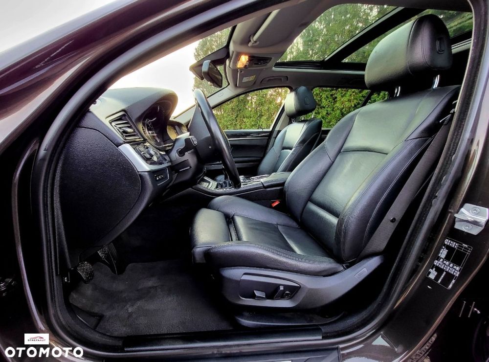 BMW Seria 5 520d Touring - 5