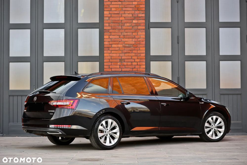 Skoda Superb 2.0 TDI 4x4 DSG Sportline - 16