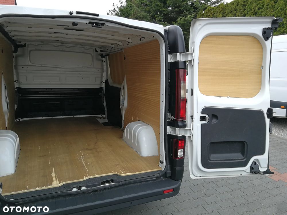 Renault Trafic - 8