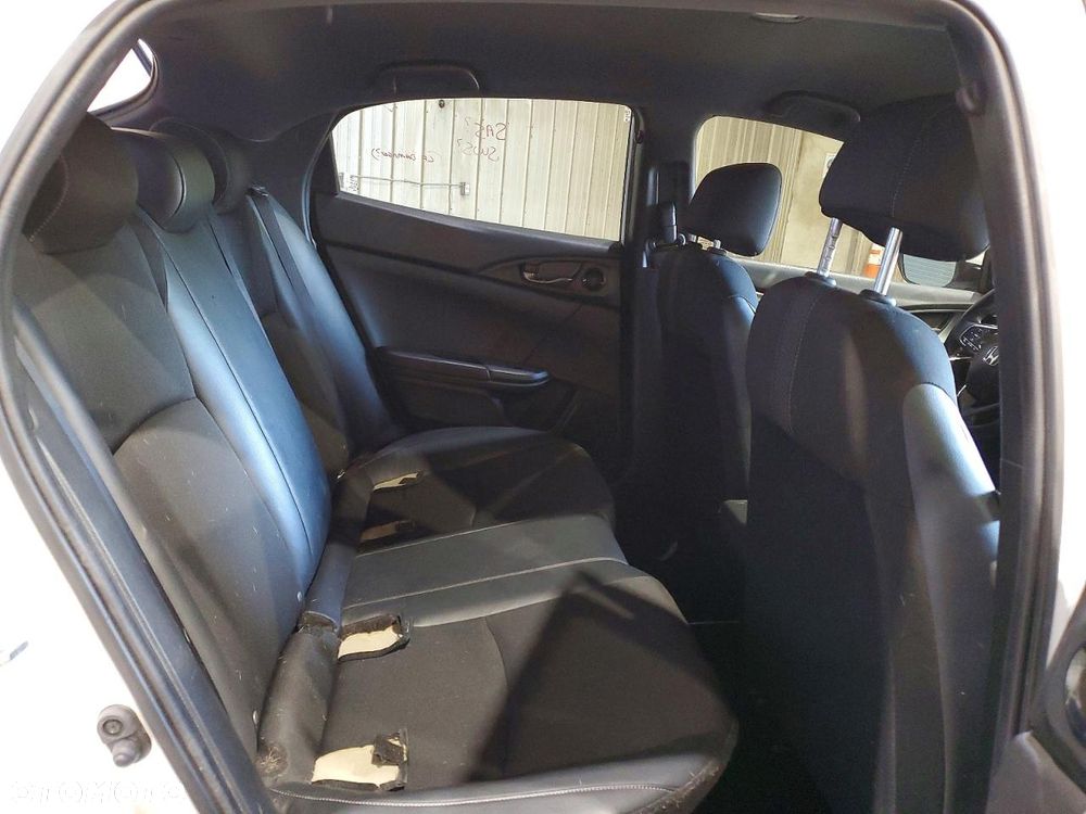 Honda Civic 1.5 i-VTEC Turbo CVT Sport - 8