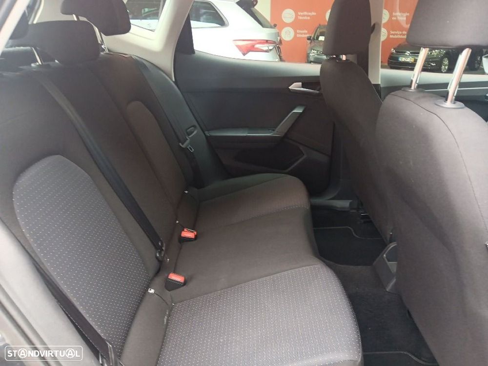 SEAT Arona 1.0 TSI Style DSG - 29