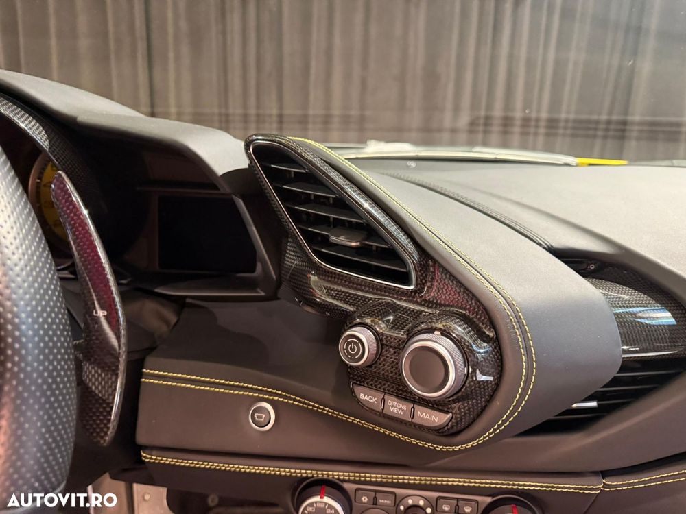 Ferrari 488 GTB - 25