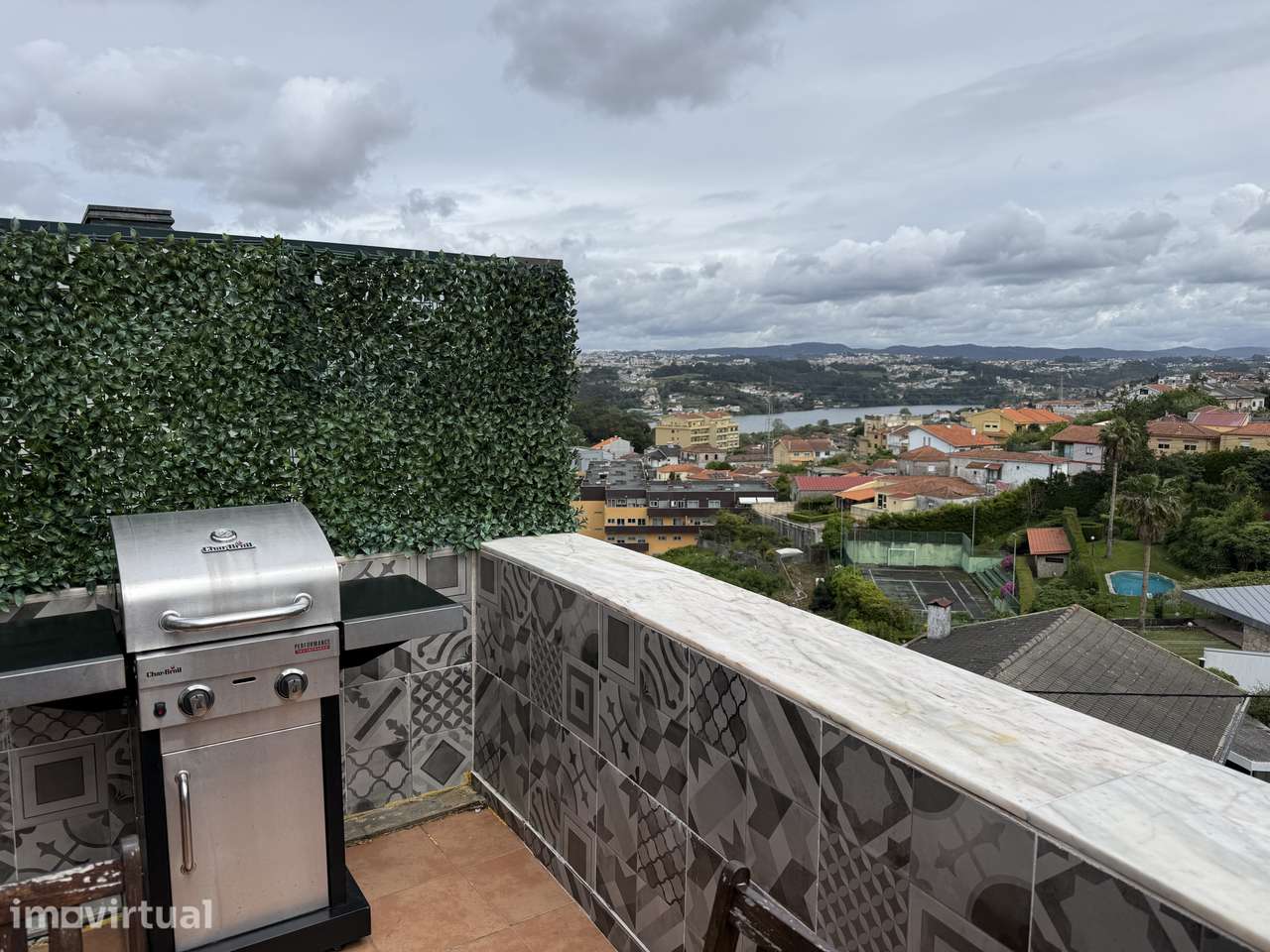 T3 Duplex Vista Douro 3 Terraços, Forno Pizza, AC e Garagem - Grande imagem: 2/27