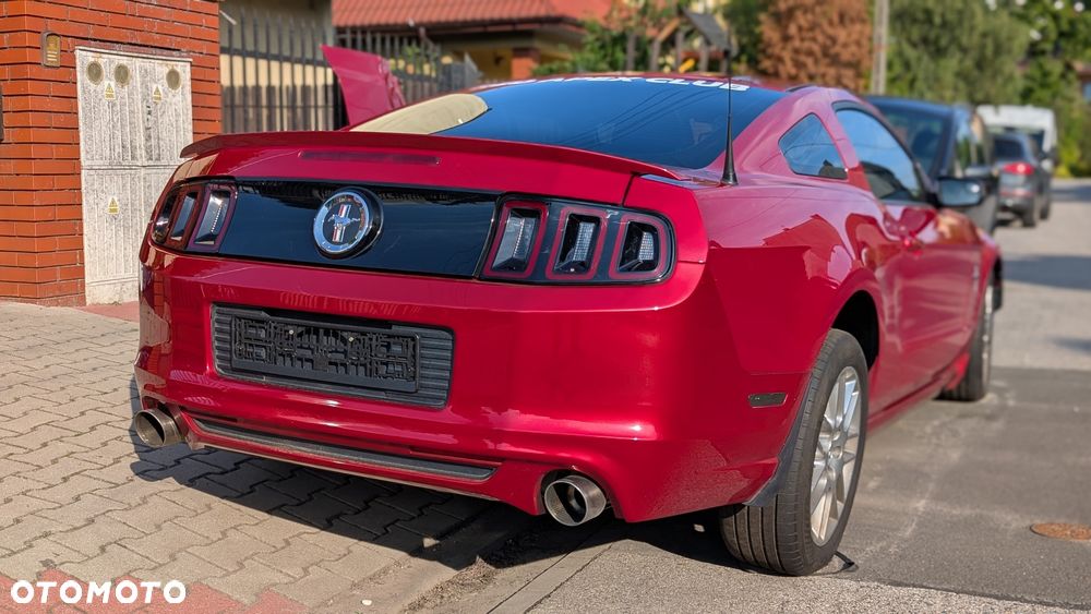 Ford Mustang - 6