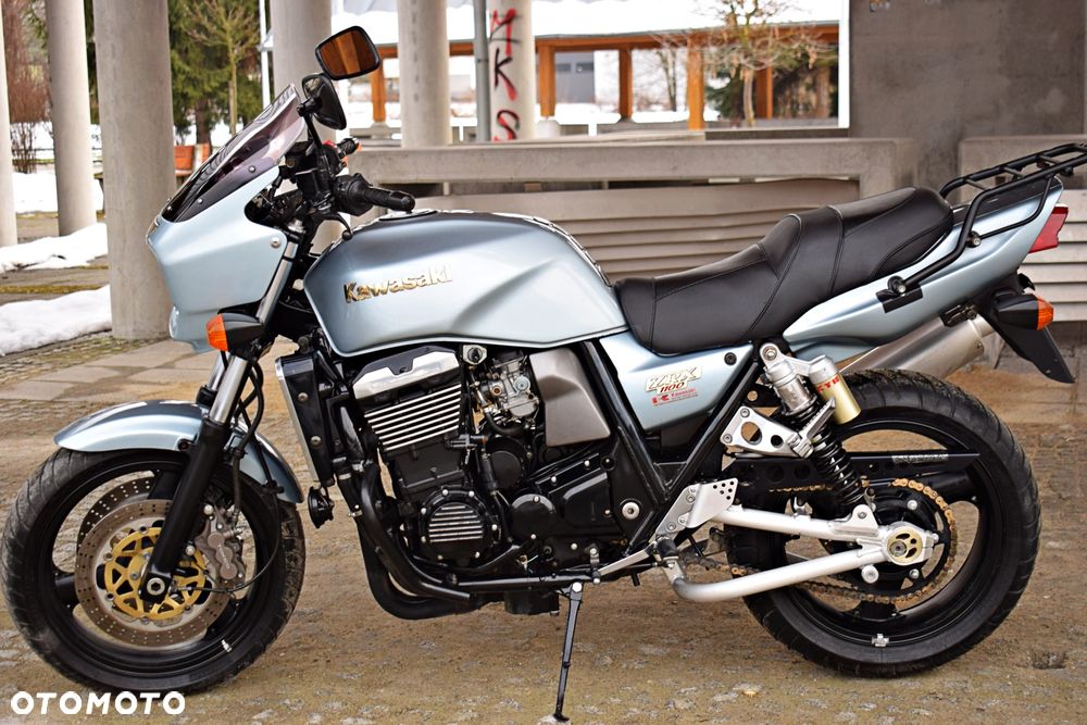 Kawasaki ZRX - 5