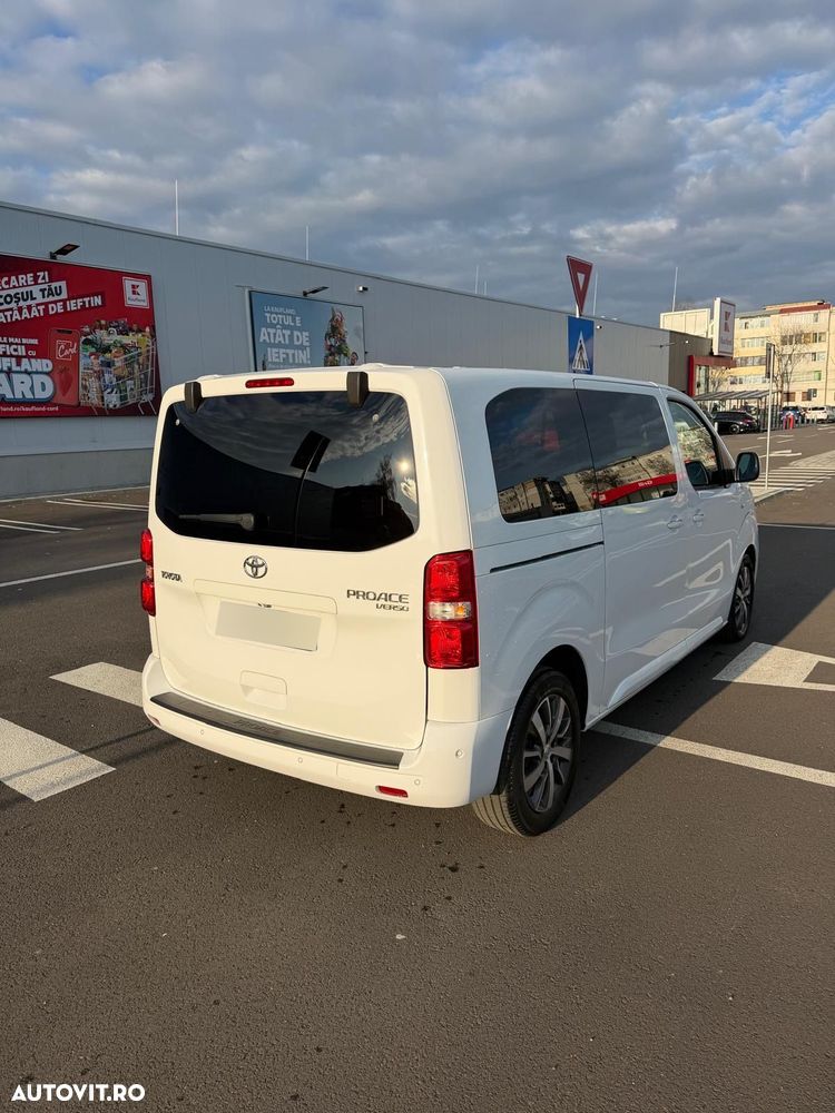 Toyota Proace 2,0-l-D-4D L1 (8-Si.) Autm. Verso Team Deutschland - 17
