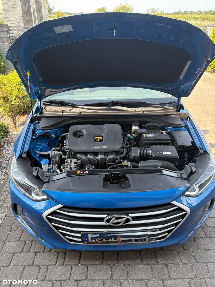 Hyundai Elantra 1.8 SE - 11