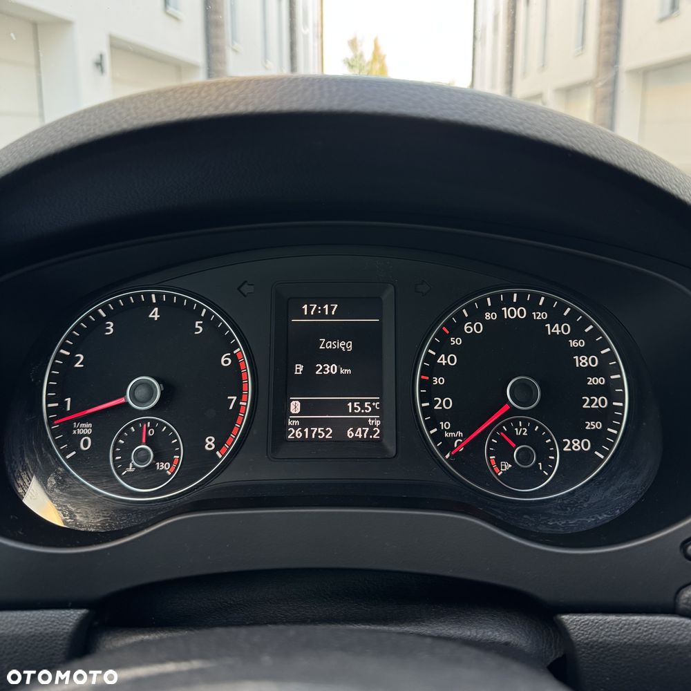 Volkswagen Jetta - 9