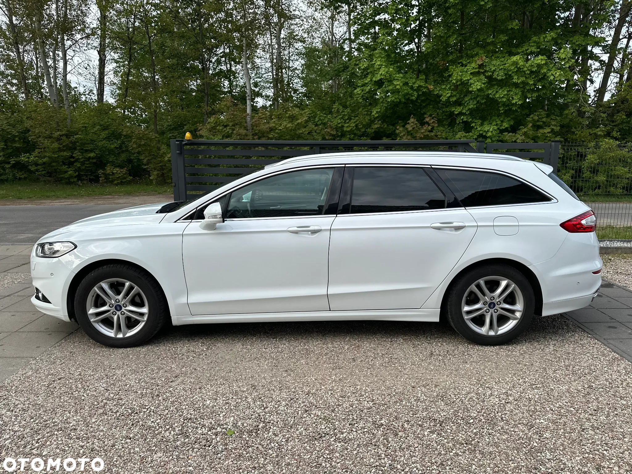 Ford Mondeo 2.0 TDCi Titanium PowerShift - 2