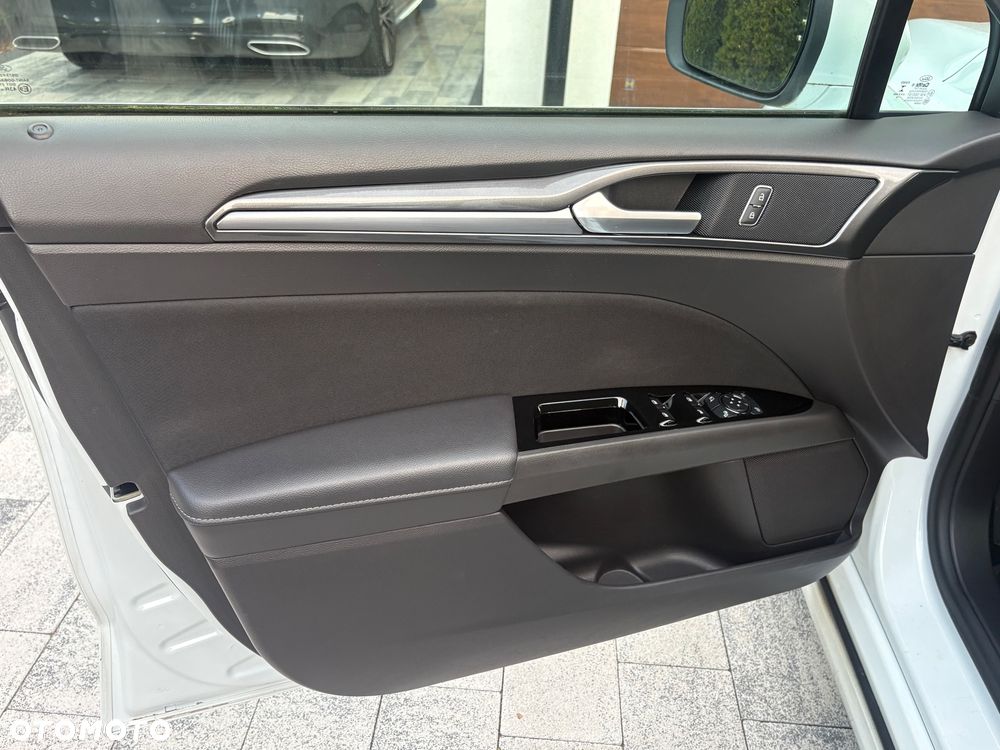 Ford Mondeo 1.5 EcoBoost Titanium - 12