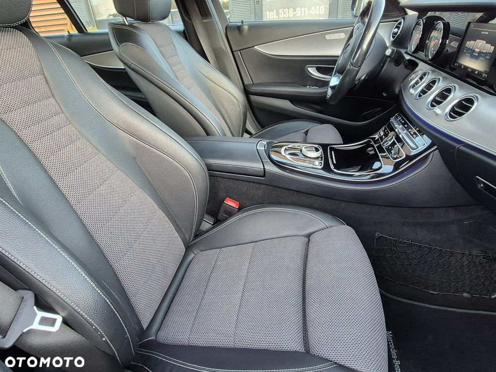 Mercedes-Benz Klasa E - 15