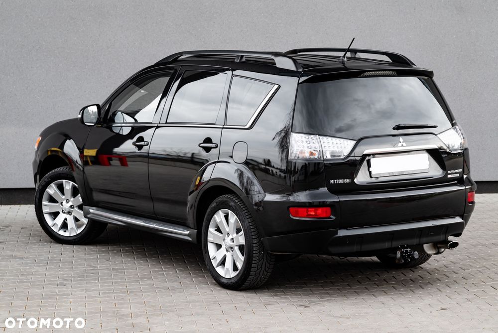 Mitsubishi Outlander 2.4 4WD CVT Intense - 12