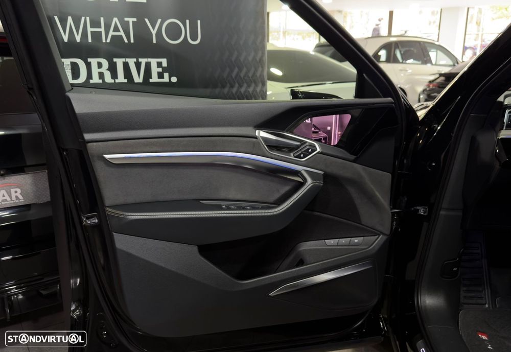 Audi e-tron Sportback S quattro - 24