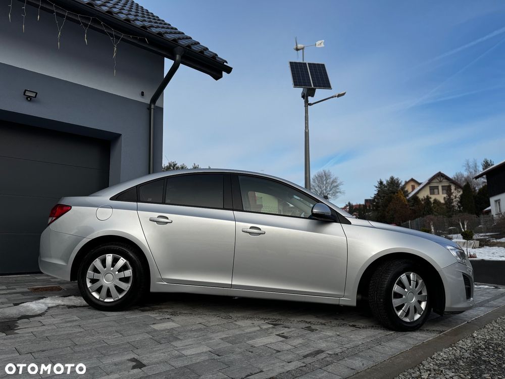 Chevrolet Cruze 1.8 LT - 4