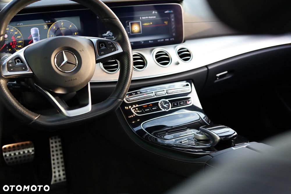 Mercedes-Benz Klasa E 220 d 4-Matic 9G-TRONIC - 19