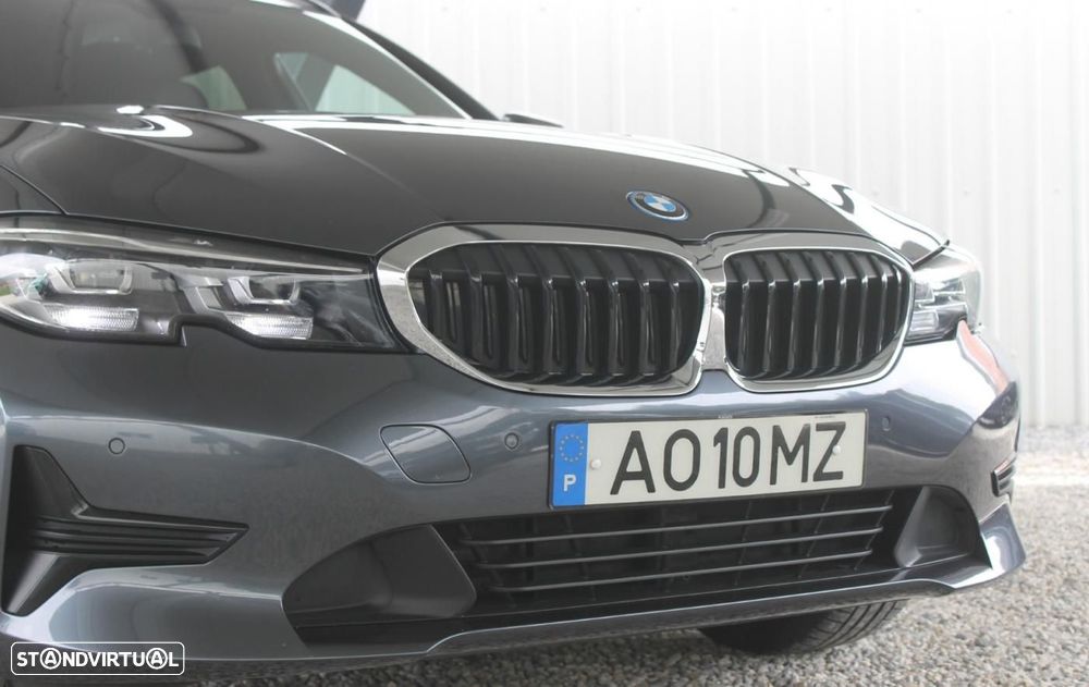 BMW 320 e Line Sport Auto - 41