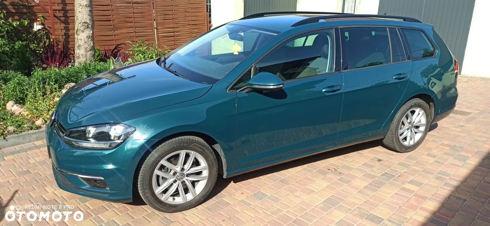 Volkswagen Golf - 8