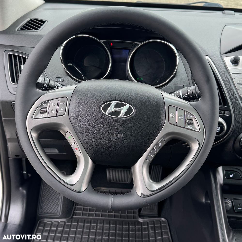 Hyundai ix35 - 18